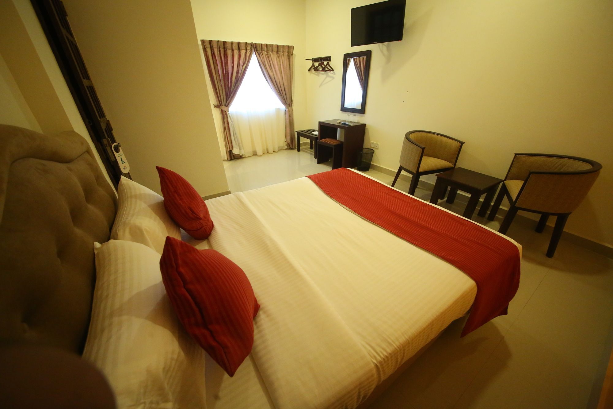 Hotel Sunhill Mount Lavinia Dehiwala-Mount Lavinia Екстериор снимка