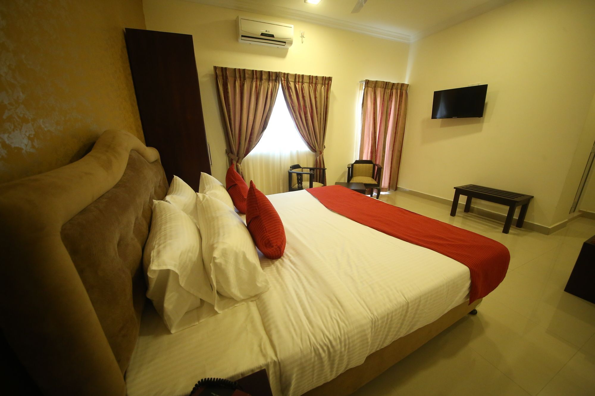 Hotel Sunhill Mount Lavinia Dehiwala-Mount Lavinia Екстериор снимка
