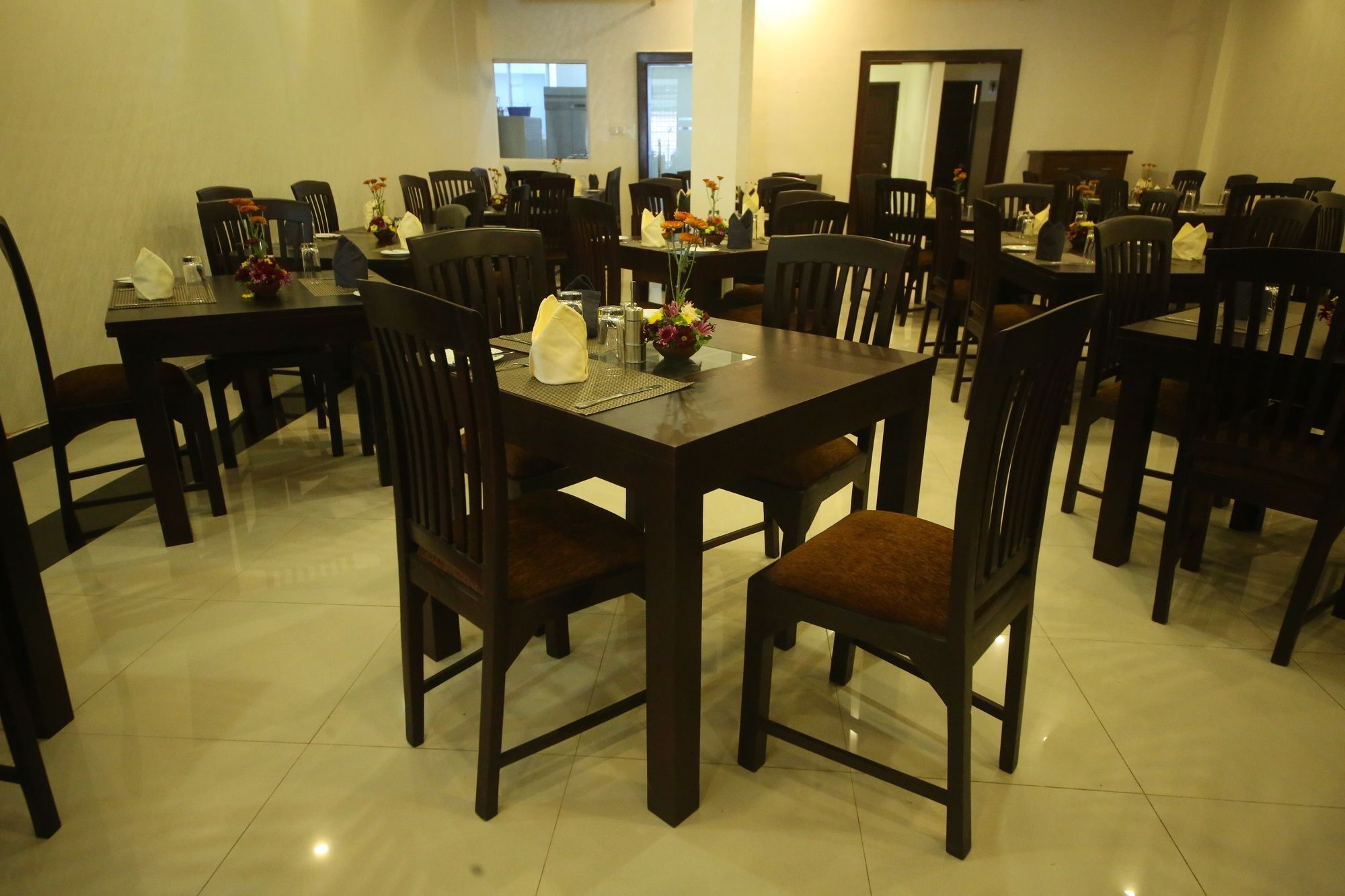 Hotel Sunhill Mount Lavinia Dehiwala-Mount Lavinia Екстериор снимка