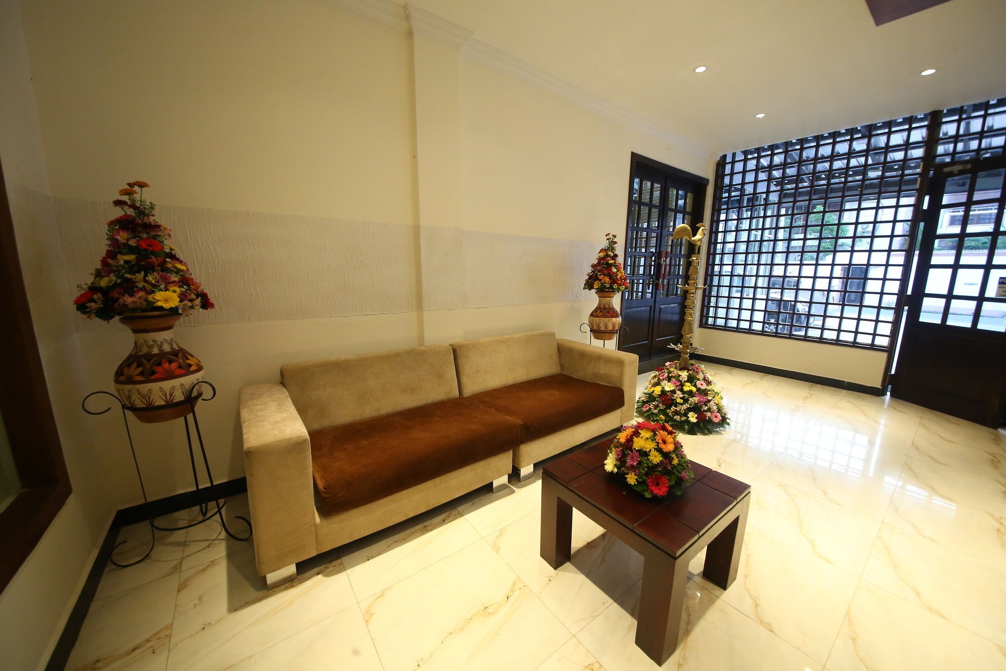 Hotel Sunhill Mount Lavinia Dehiwala-Mount Lavinia Екстериор снимка