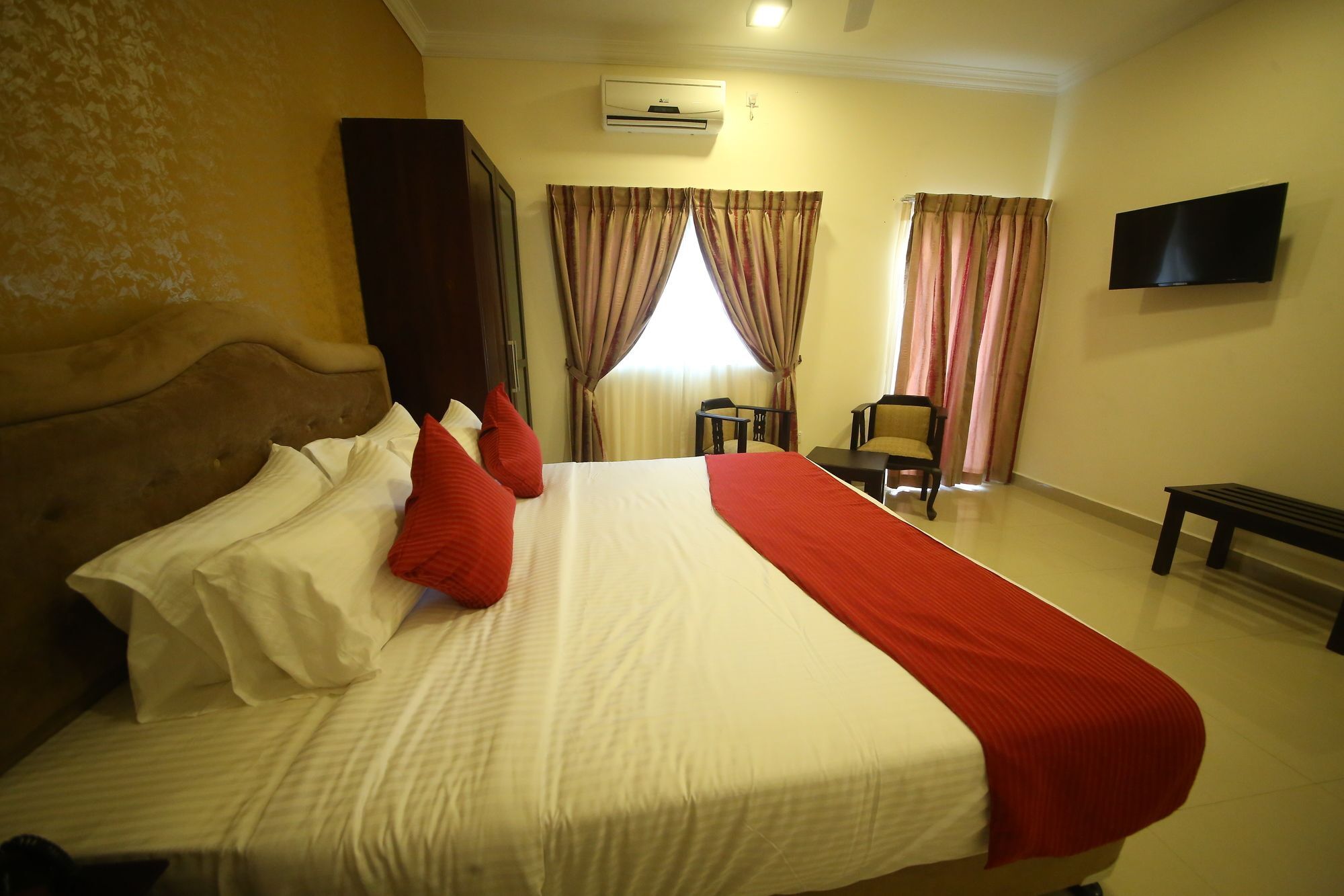 Hotel Sunhill Mount Lavinia Dehiwala-Mount Lavinia Екстериор снимка